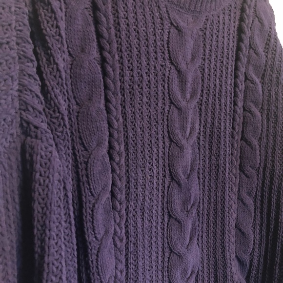 Universal Thread Crew Neck Sweater - Picture 7 of 9